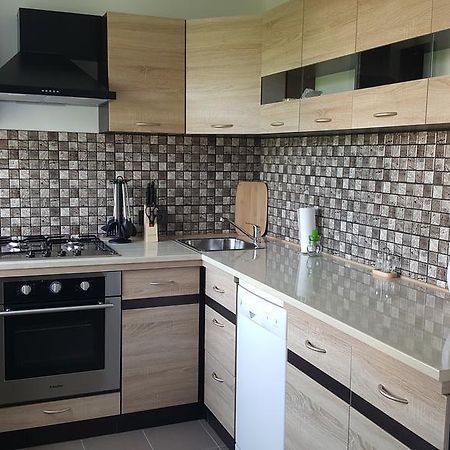 L.E.C. Travel Apartments 文茨皮尔斯 外观 照片